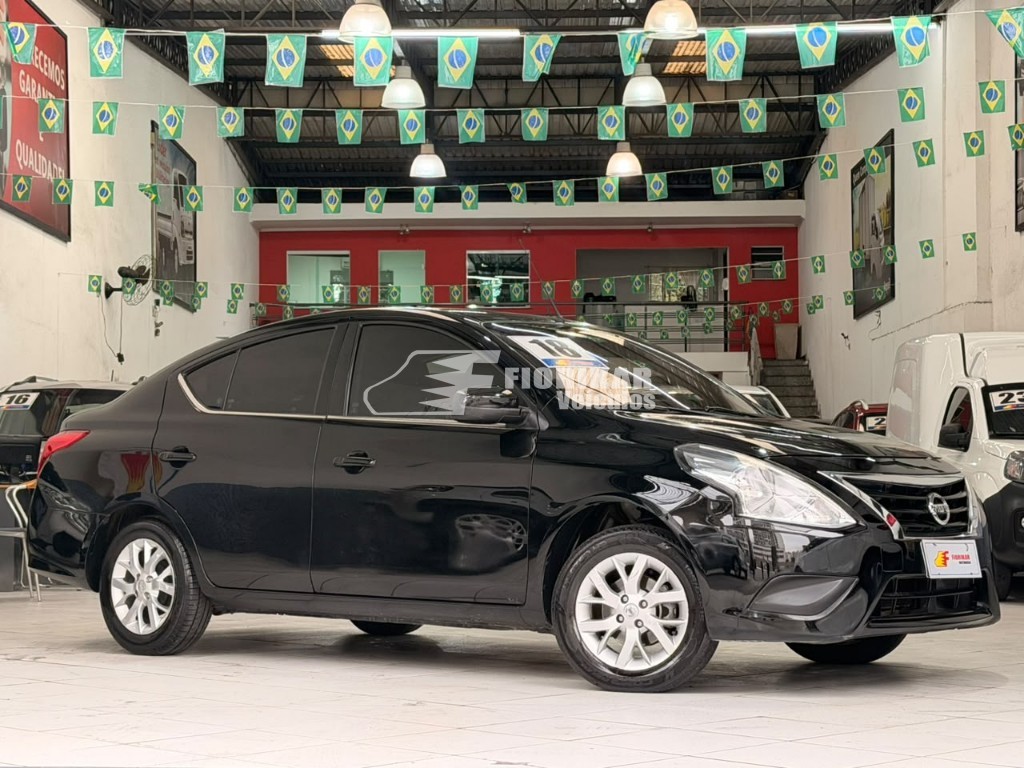 Oferta Seminovo NISSAN VERSA no Fiorikar