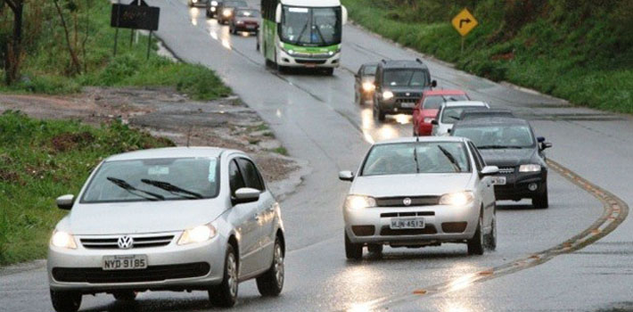 O que você considera farol baixo provavelmente não é o mesmo que o Código de Trânsito considera